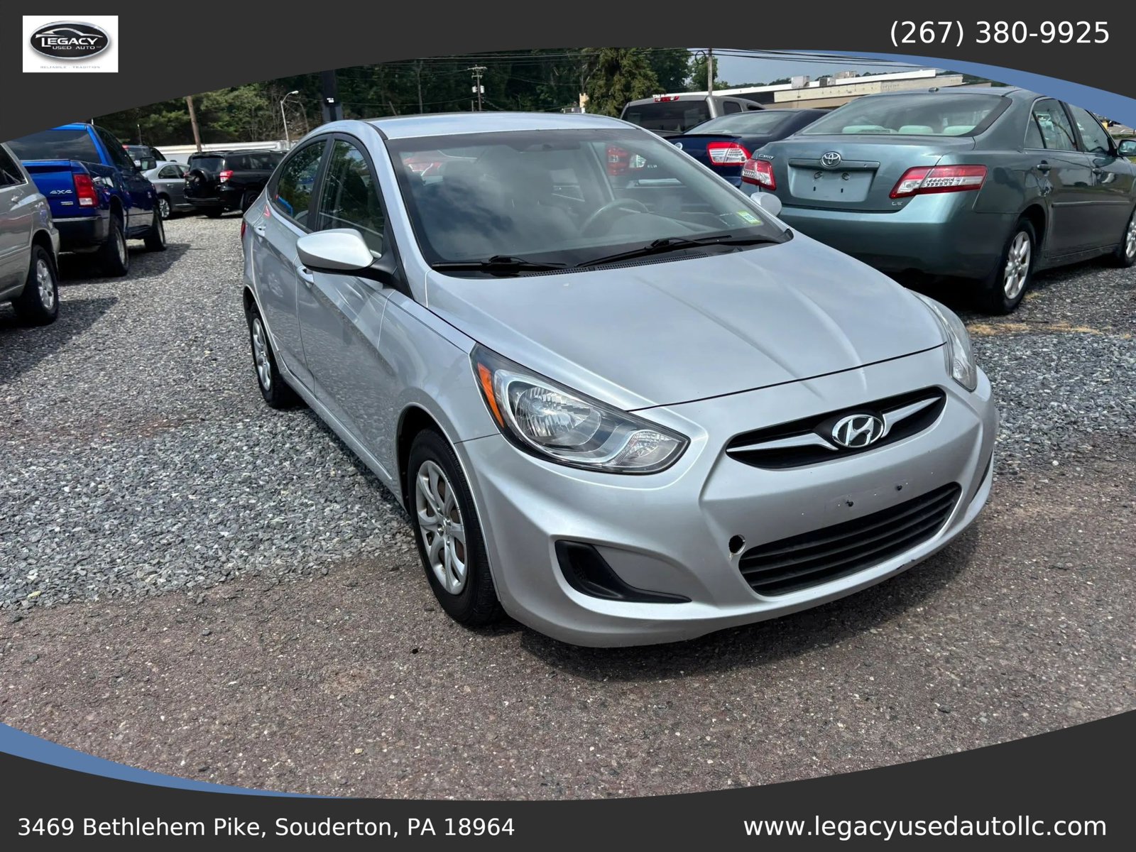 Used 2012 Hyundai Accent GLS FWD image 12