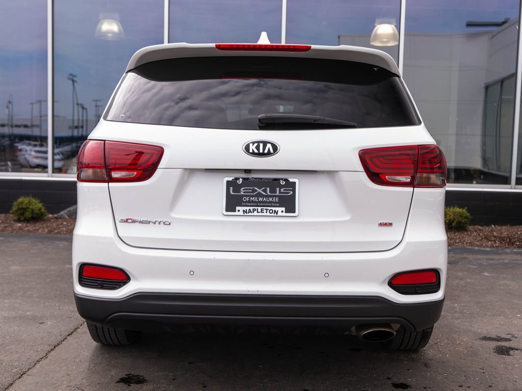 Used 2019 Kia Sorento LX w/ LX Convenience Package image 8