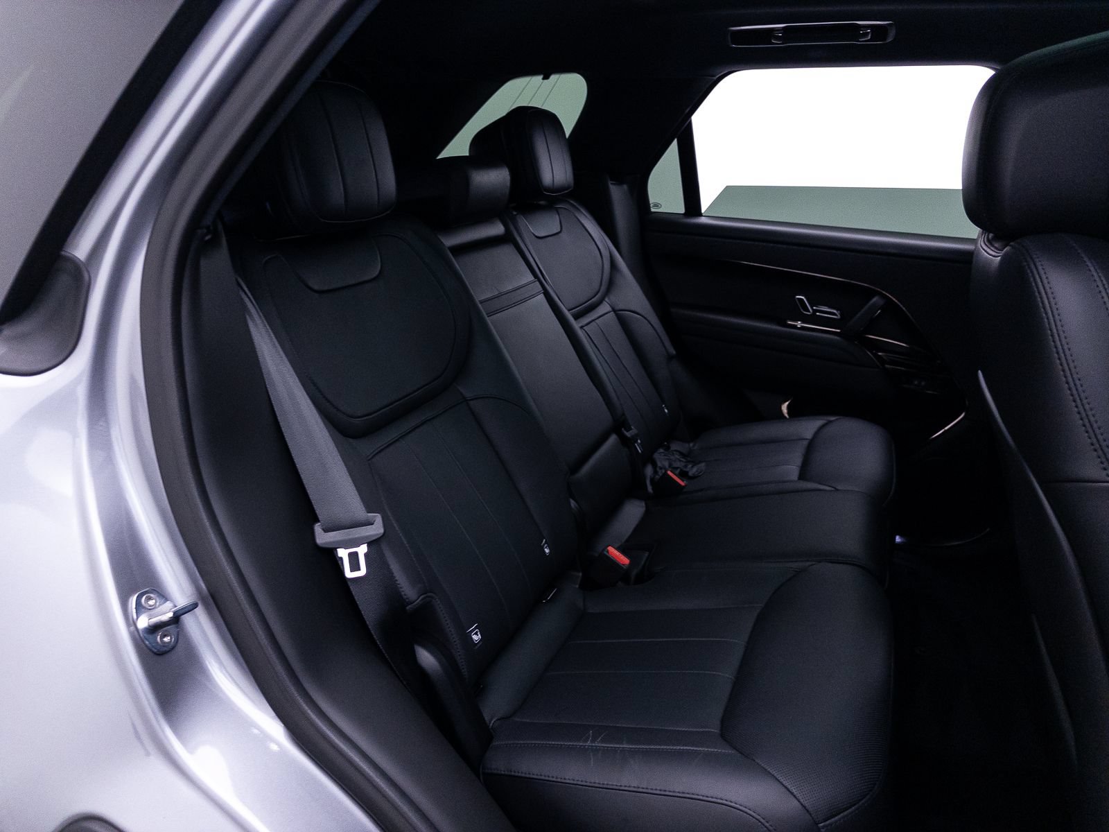 Used 2023 Land Rover Range Rover Sport SE AWD/4WD image 44