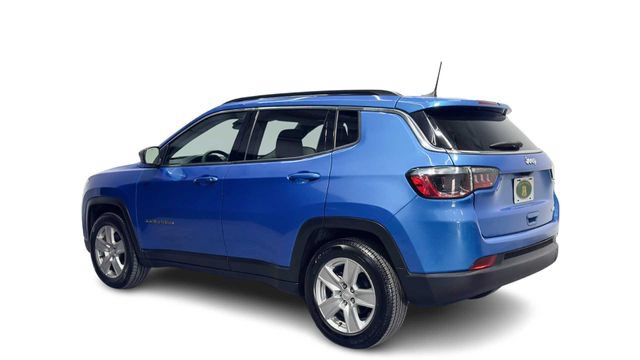 Used 2022 Jeep Compass Latitude FWD image 4