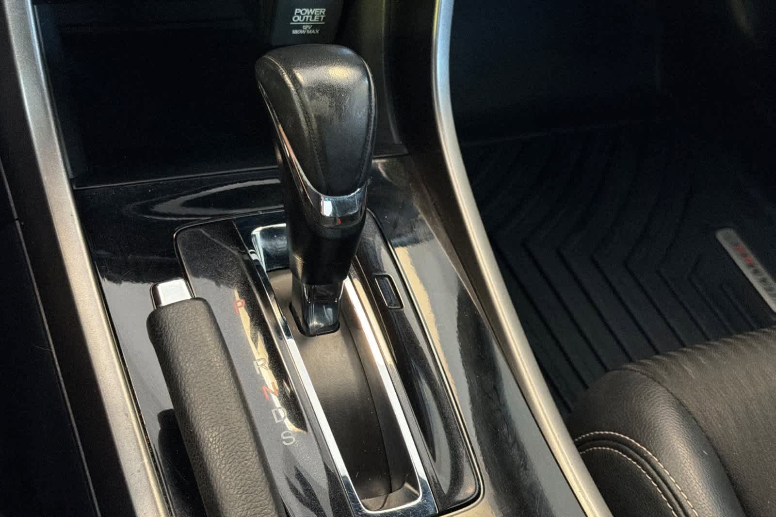 Used 2017 Honda Accord Sport image 21