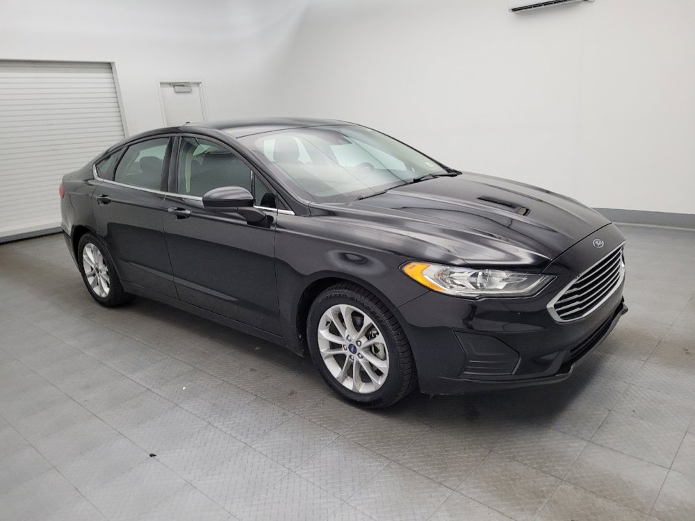 Used 2020 Ford Fusion SE image 11