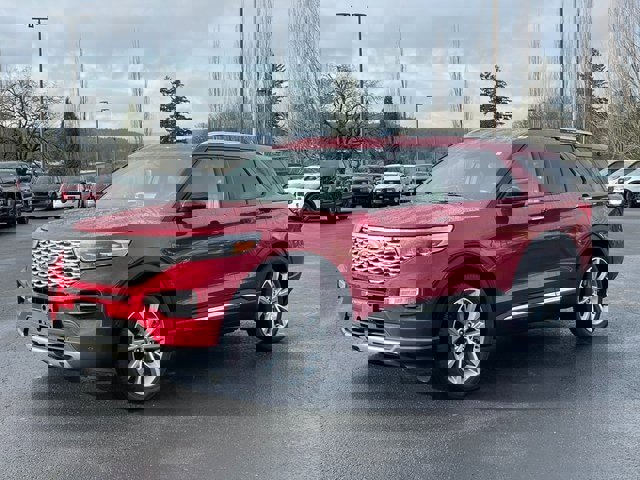 Certified 2021 Ford Explorer Platinum w/ Equipment Group 601A image 8