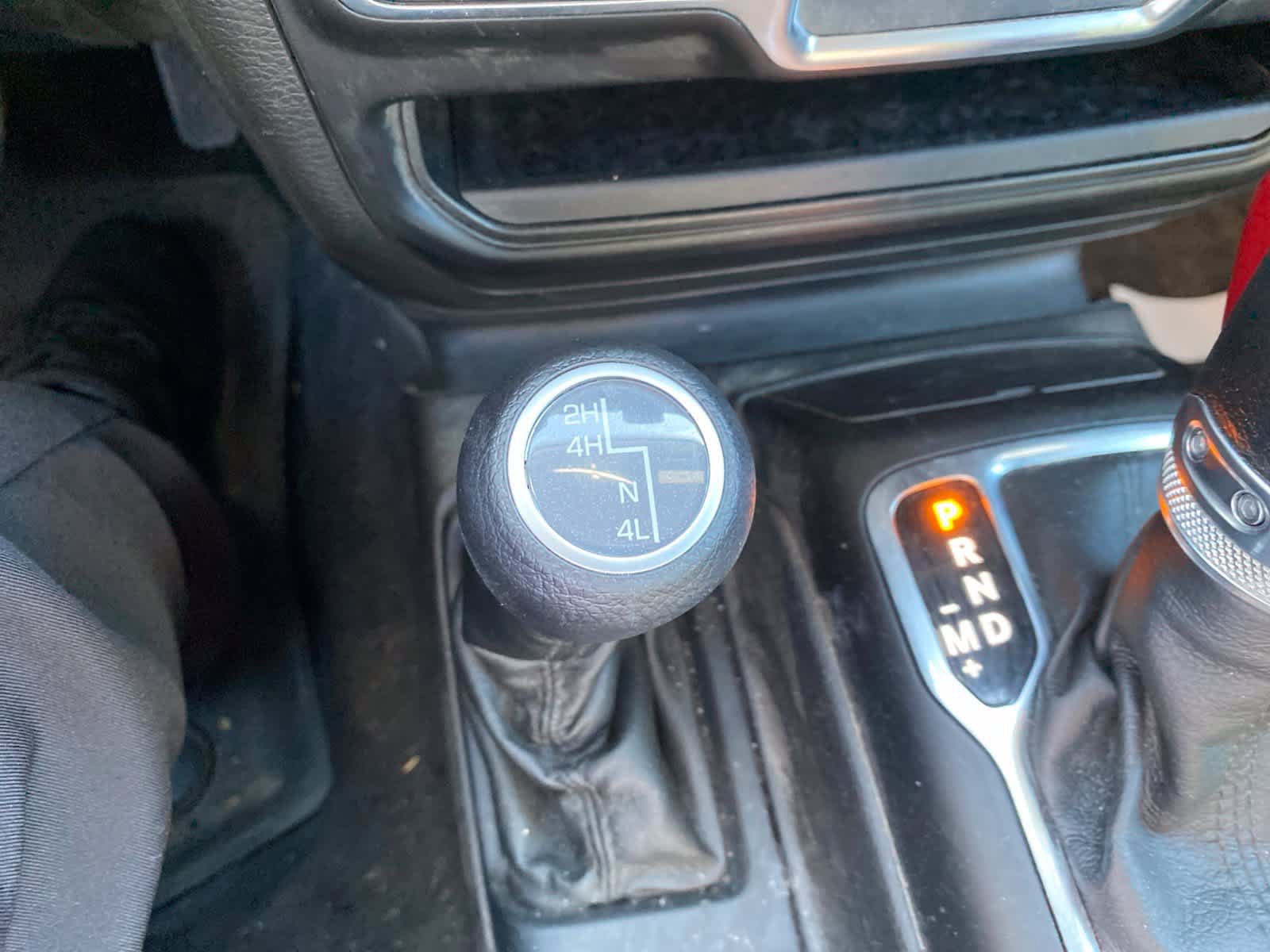 Used 2022 Jeep Wrangler Sport AWD/4WD image 14