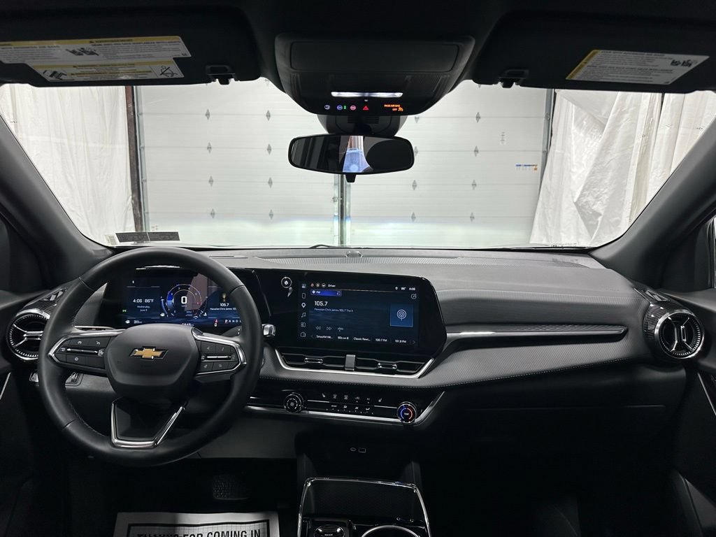 Used 2026 Chevrolet Equinox LT FWD image 36
