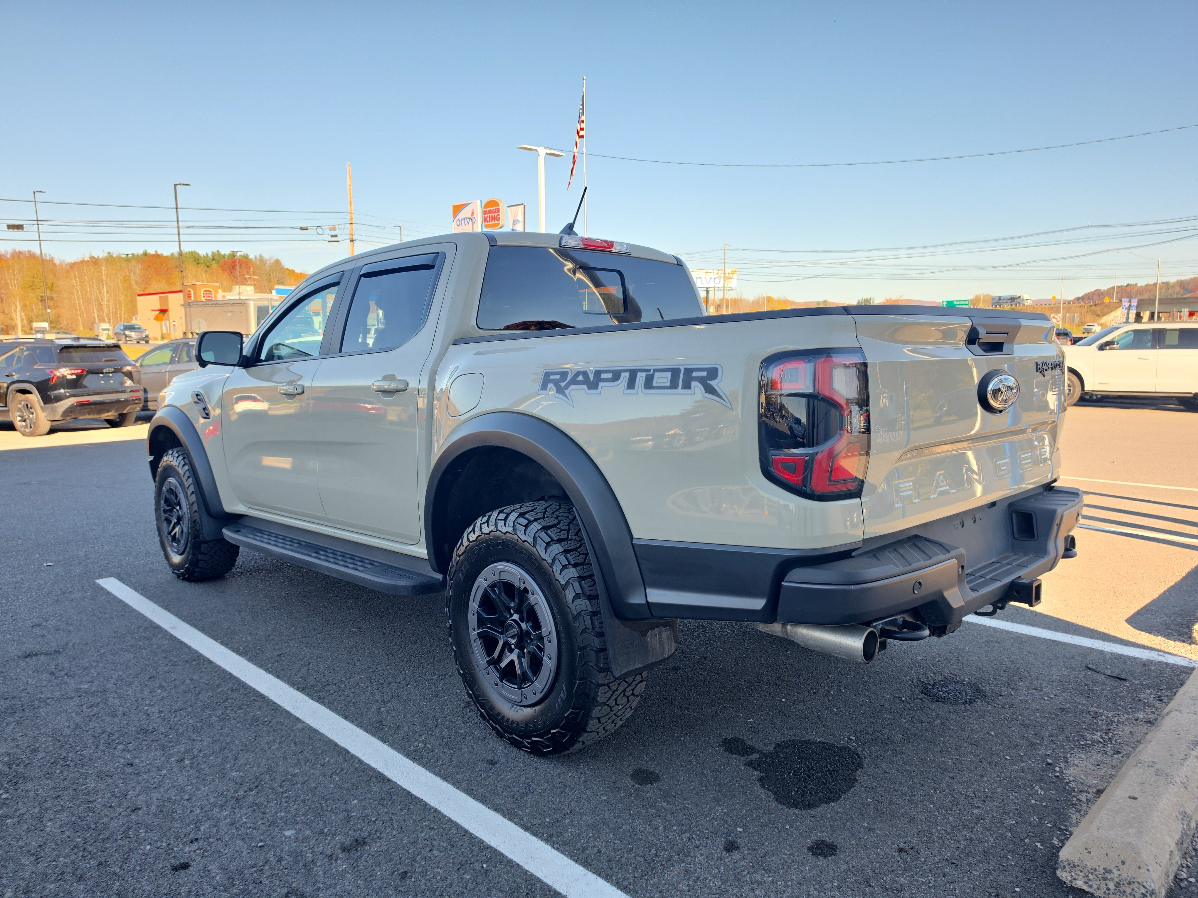 Used 2025 Ford Ranger Raptor AWD/4WD image 5