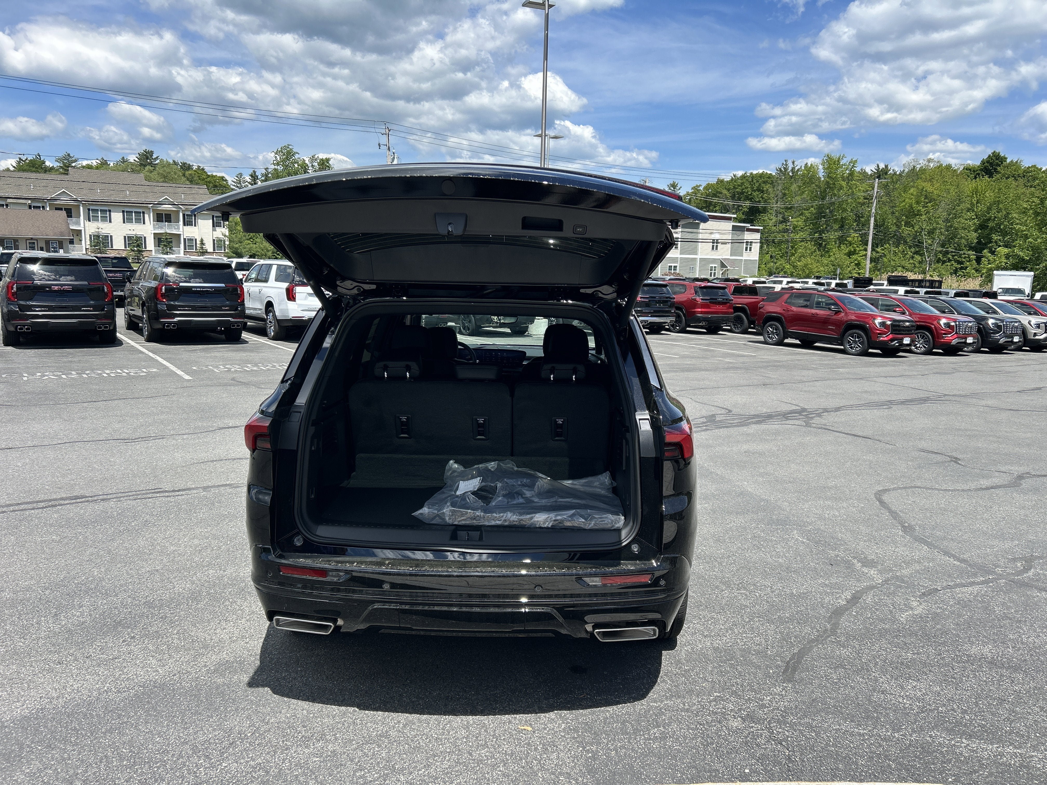 New 2026 Buick Enclave Sport Touring w/ Power Package AWD/4WD image 11