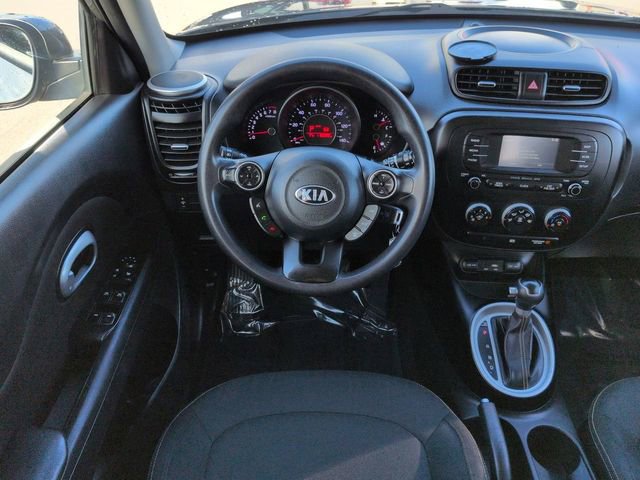 Used 2016 Kia Soul + FWD image 16