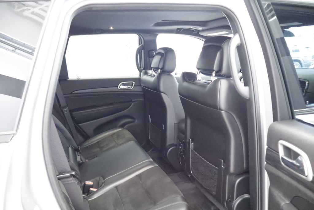 Certified 2021 Jeep Grand Cherokee Laredo X AWD/4WD image 14