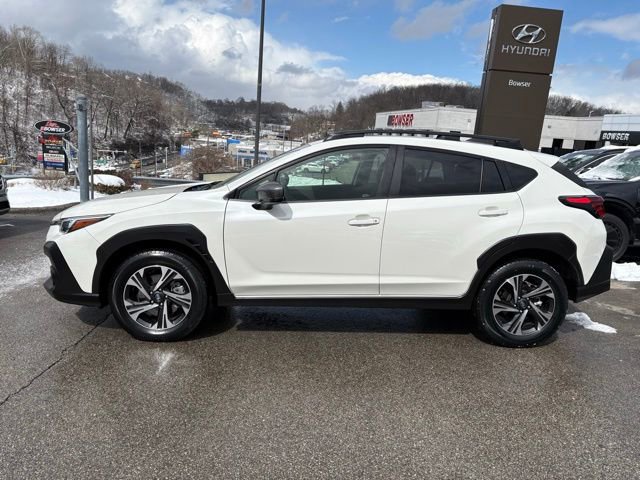 Used 2024 Subaru Crosstrek 2.0i Premium image 2
