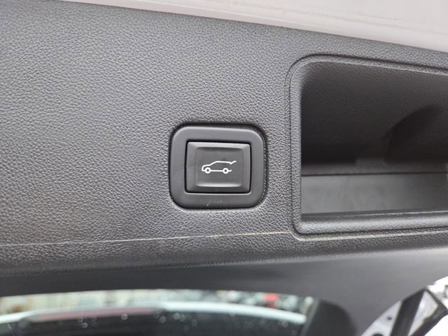 Used 2022 GMC Terrain AT4 w/ Infotainment Package II image 20