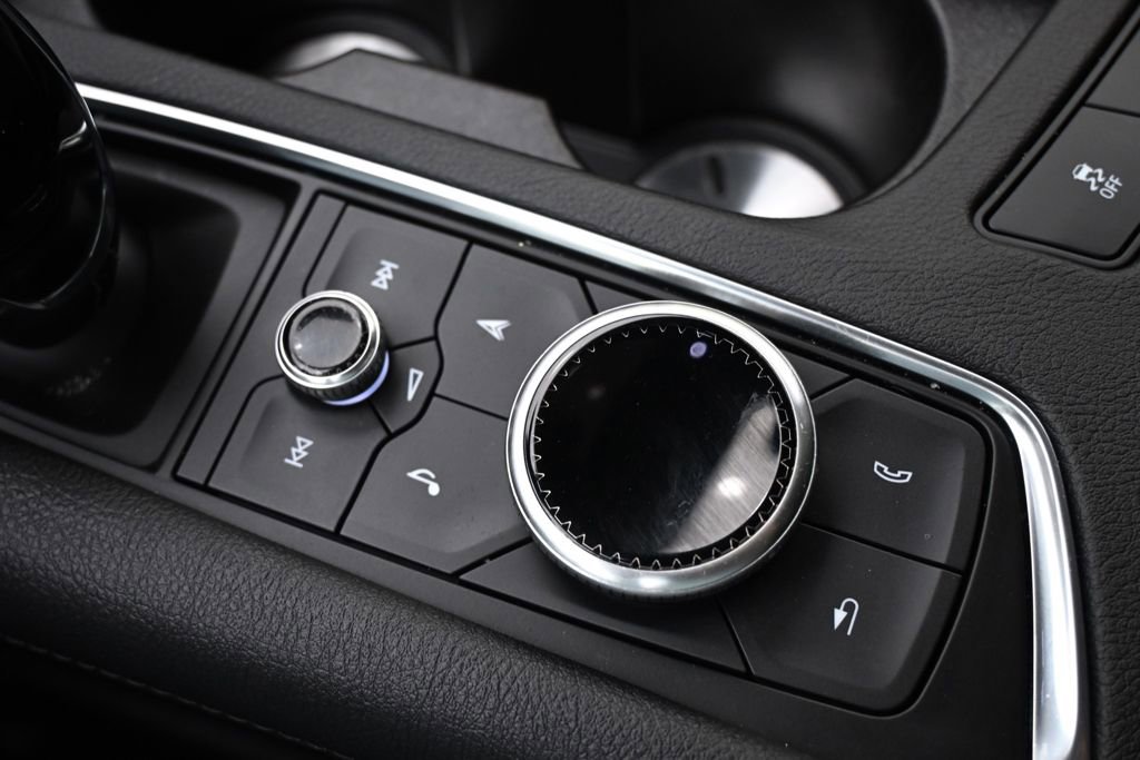 Certified 2025 Cadillac XT5 Premium Luxury image 34