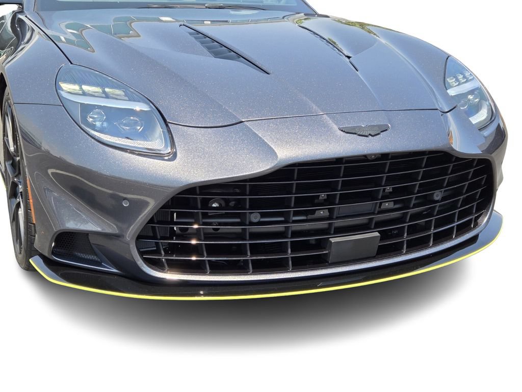 New 2025 Aston Martin Vanquish RWD image 4