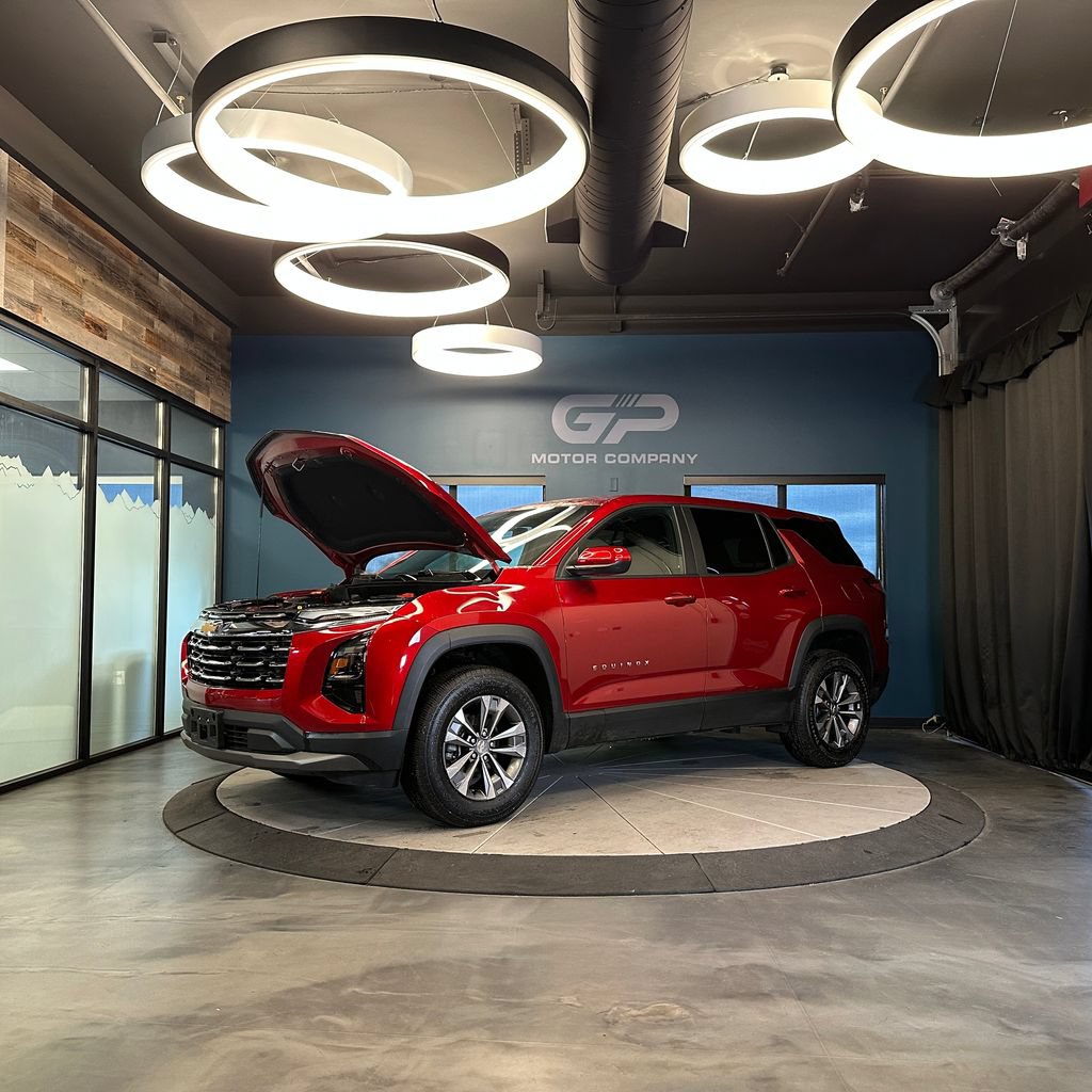 Used 2025 Chevrolet Equinox LT FWD image 22