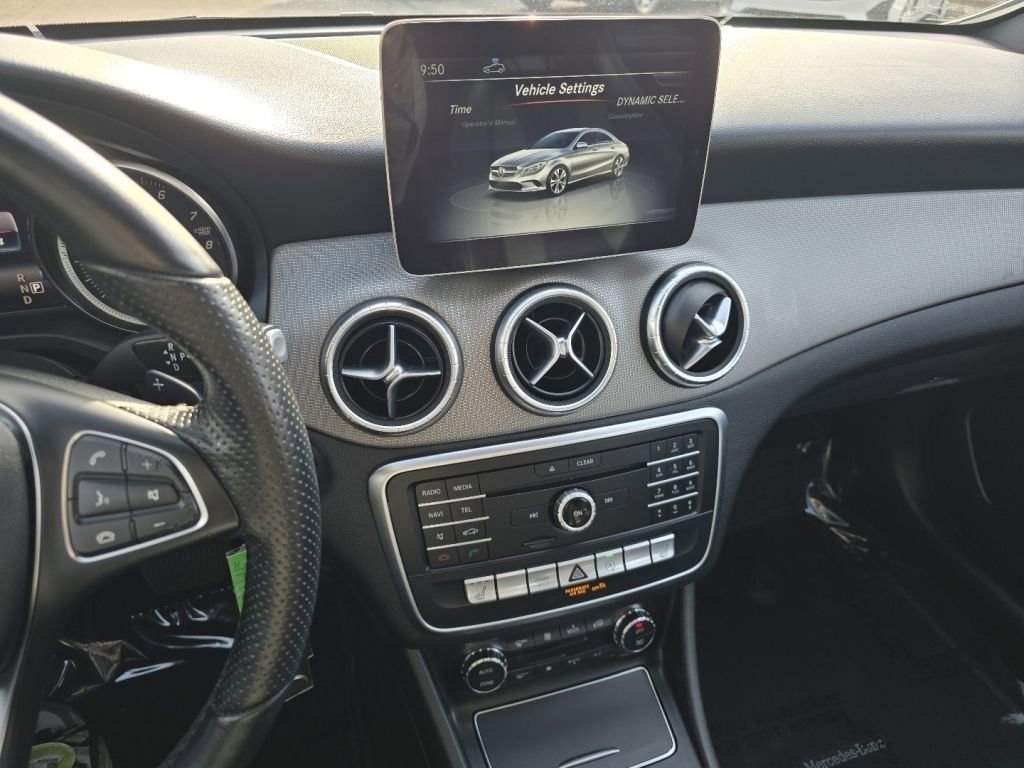 Used 2019 Mercedes-Benz CLA 250 4MATIC w/ Premium Package image 29