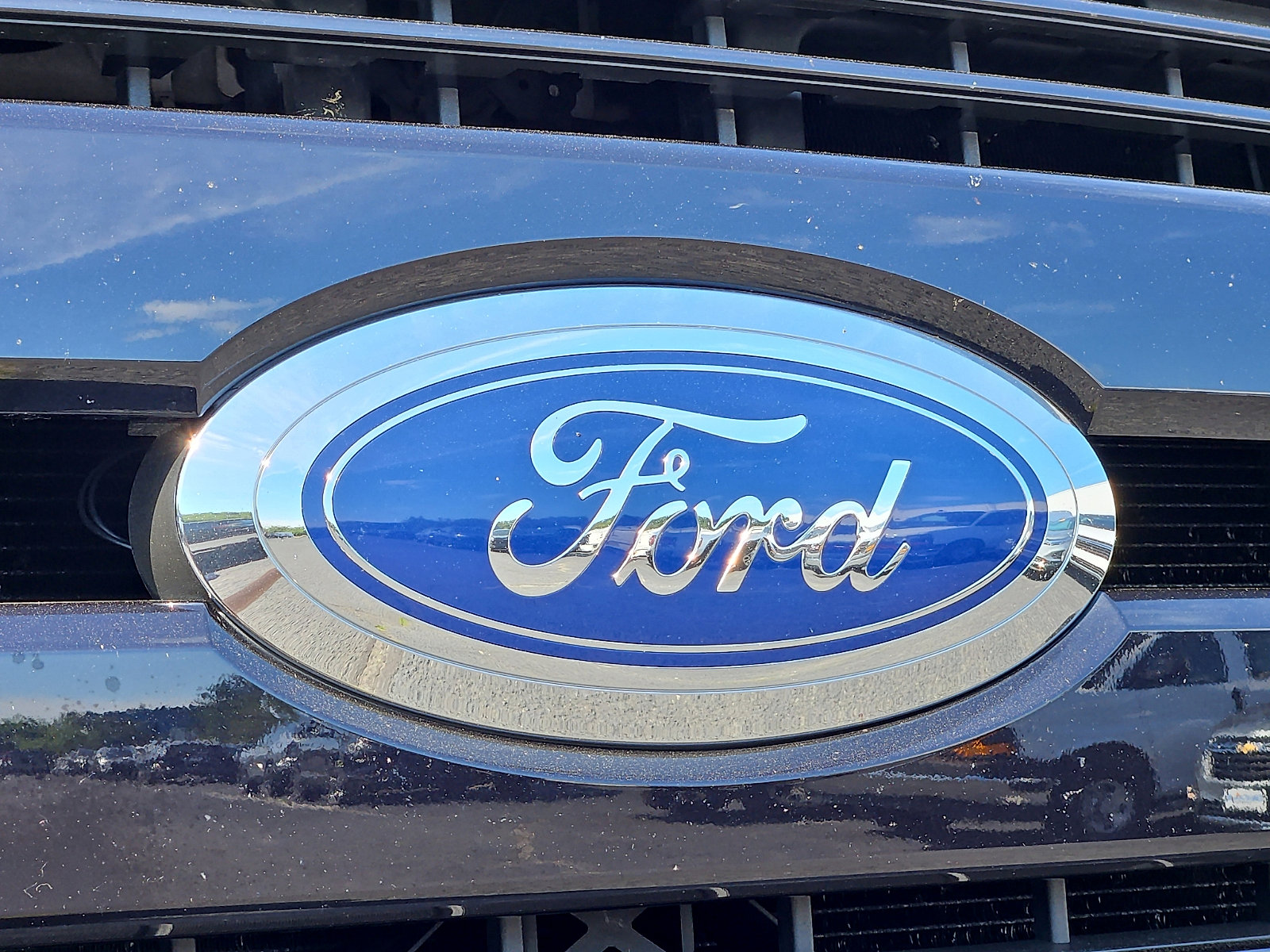 Used 2019 Ford F350 Lariat w/ Lariat Ultimate Package AWD/4WD image 11