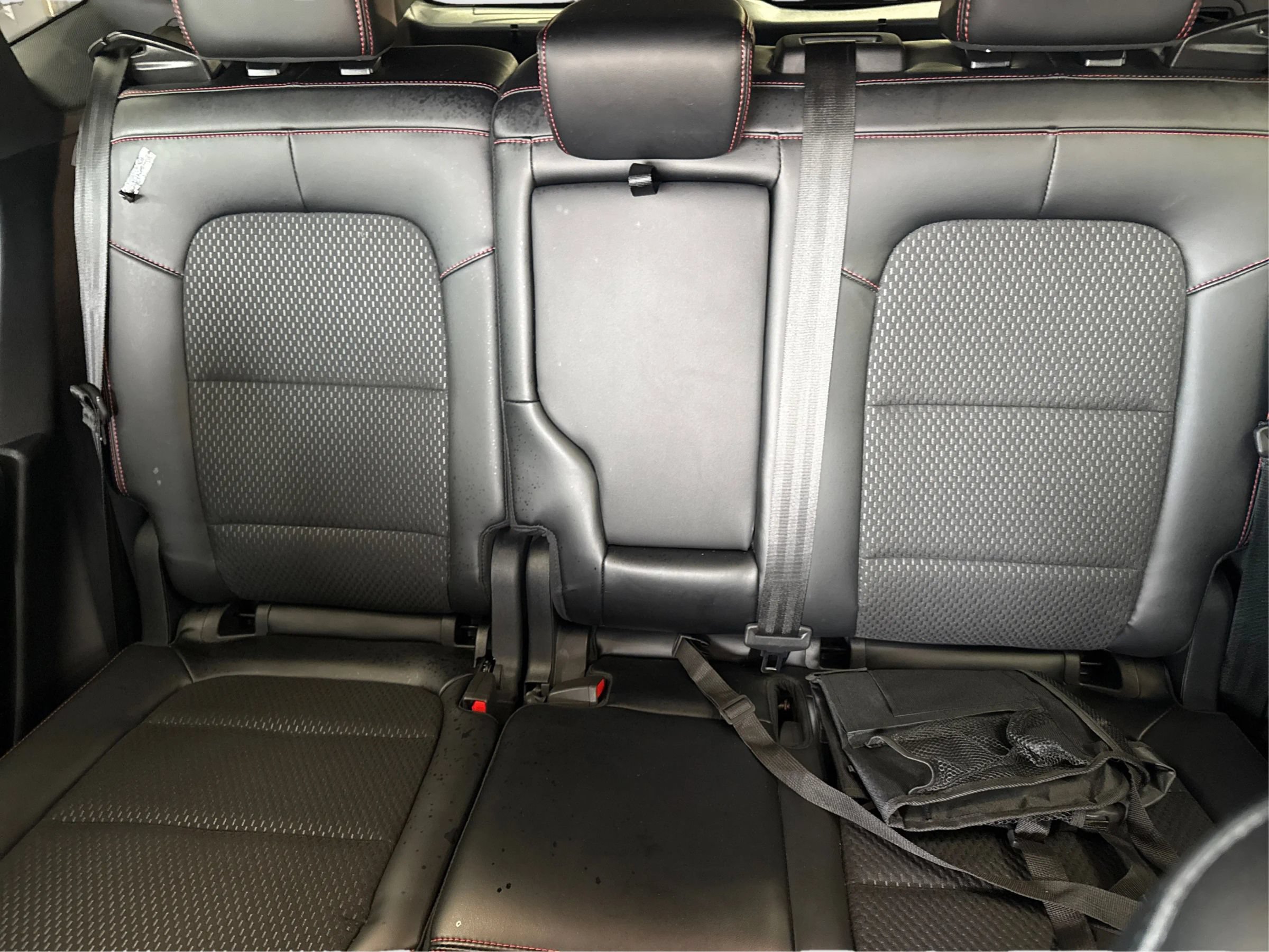 Used 2025 Ford Escape ST-Line w/ Cold Weather Package AWD/4WD image 15