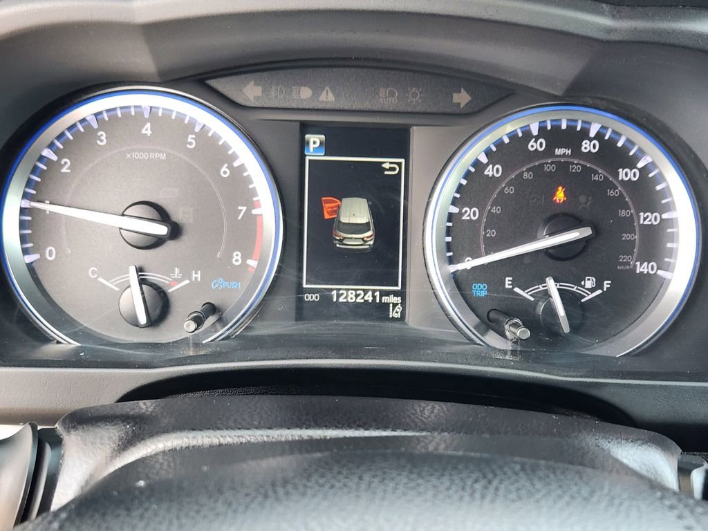Used 2019 Toyota Highlander Limited Platinum image 6