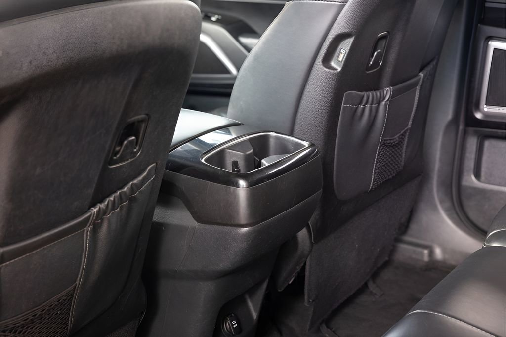 Used 2020 Kia Telluride S w/ S 8 Passenger Seating Package AWD/4WD image 51