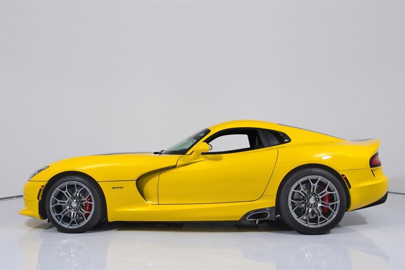 Used 2013 SRT Viper GTS w/ Track Pkg RWD image 5