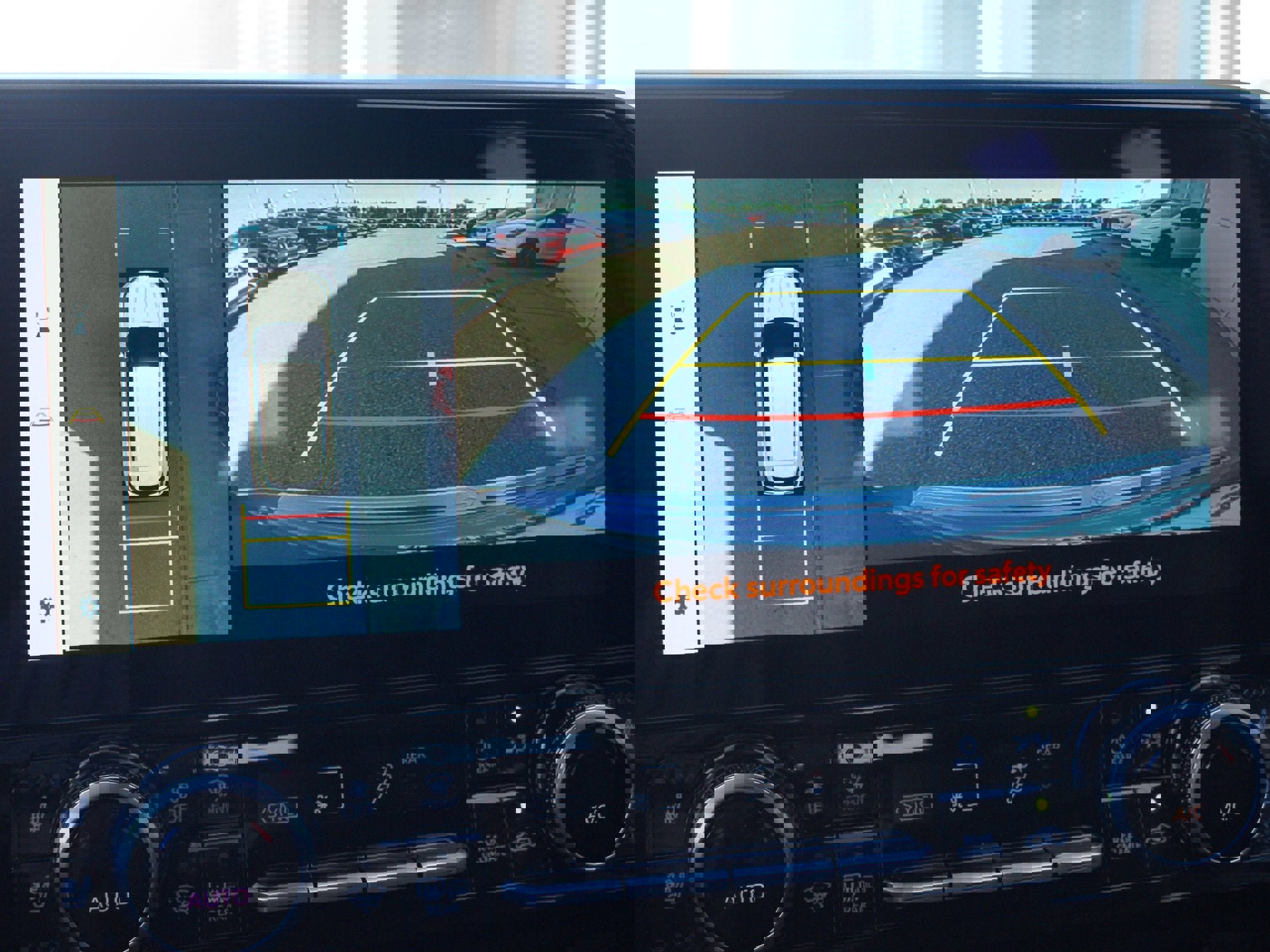 Used 2025 Toyota Highlander Limited image 16