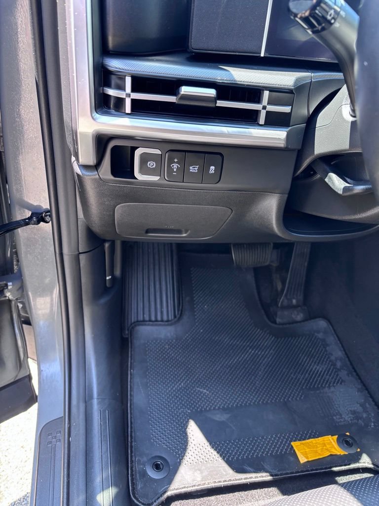Used 2024 Hyundai Santa Fe SEL AWD/4WD image 16