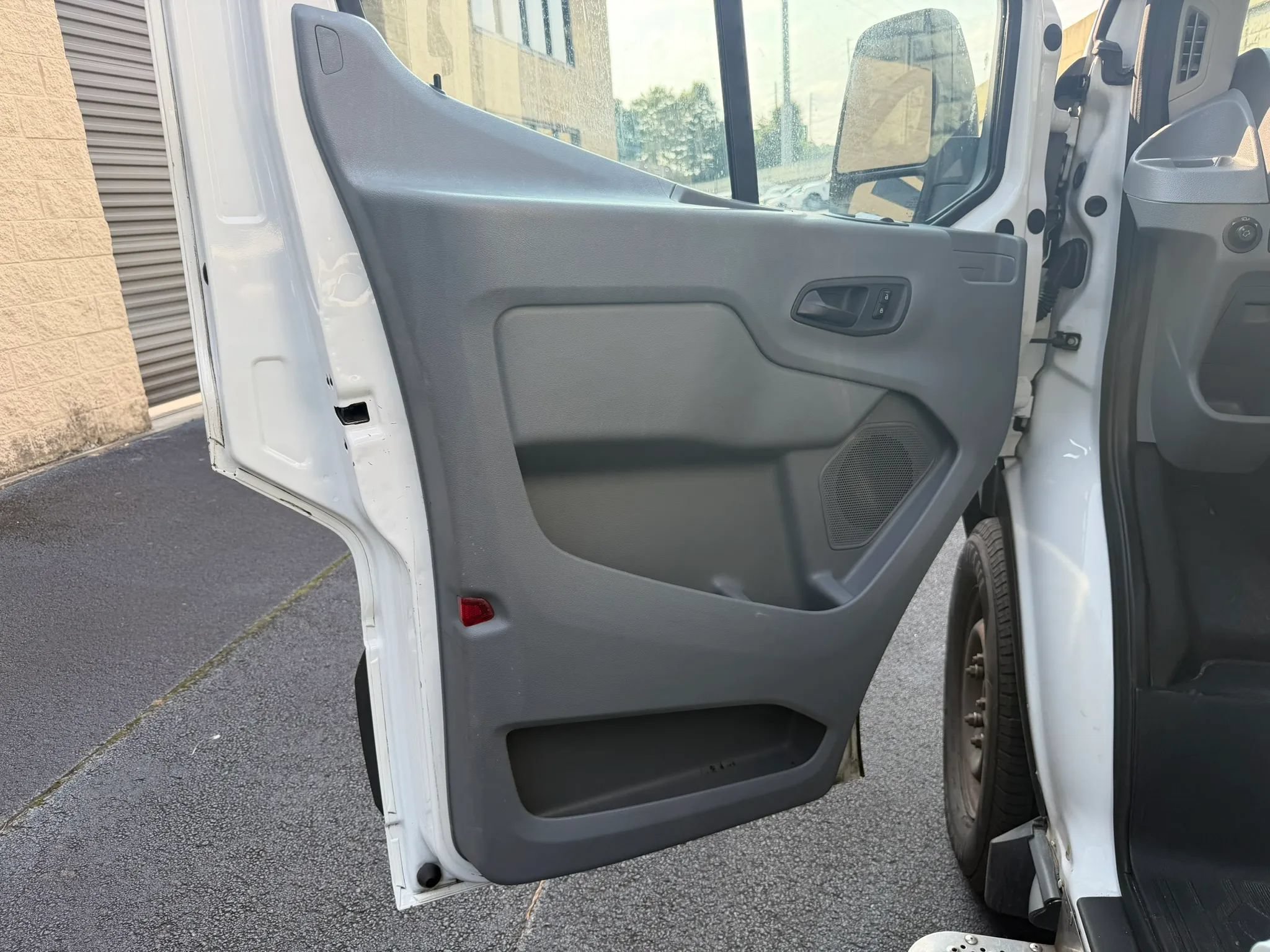 Used 2018 Ford Transit 350 148 High Roof Extended RWD image 13