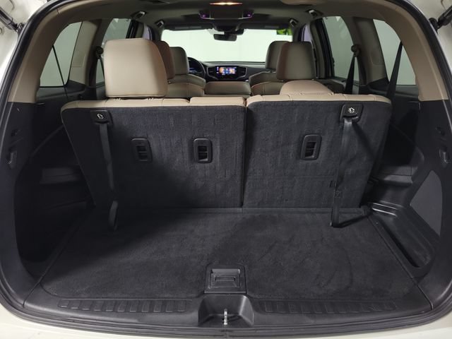 Used 2019 Honda Pilot Touring image 9