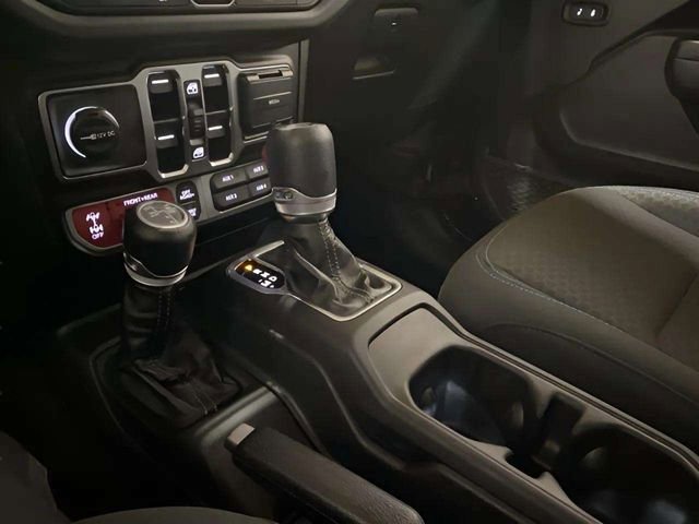 Used 2025 Jeep Wrangler Unlimited Rubicon 4xe w/ Convenience Group image 53