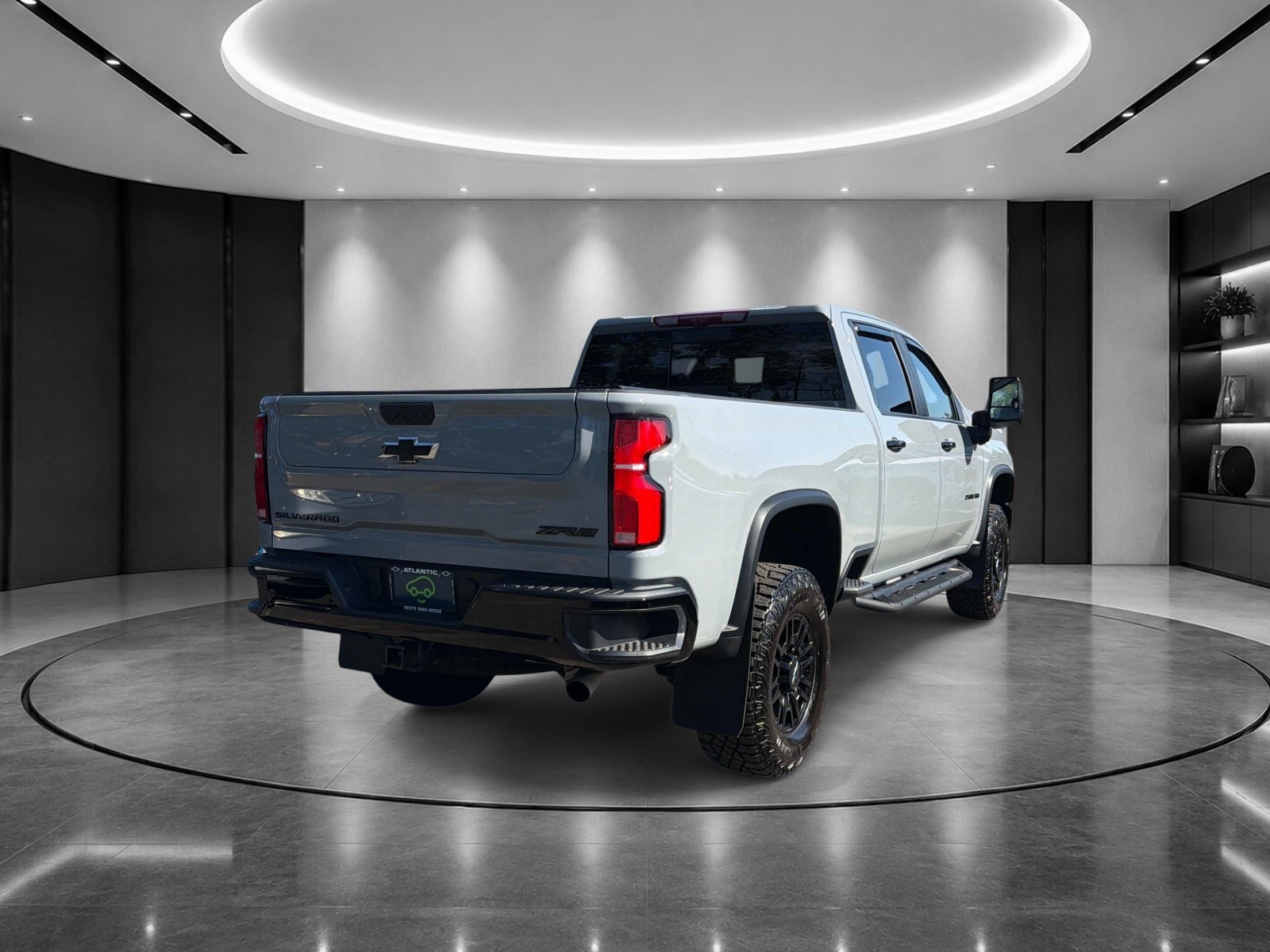 Used 2025 Chevrolet Silverado 2500 ZR2 w/ Technology Package AWD/4WD image 5