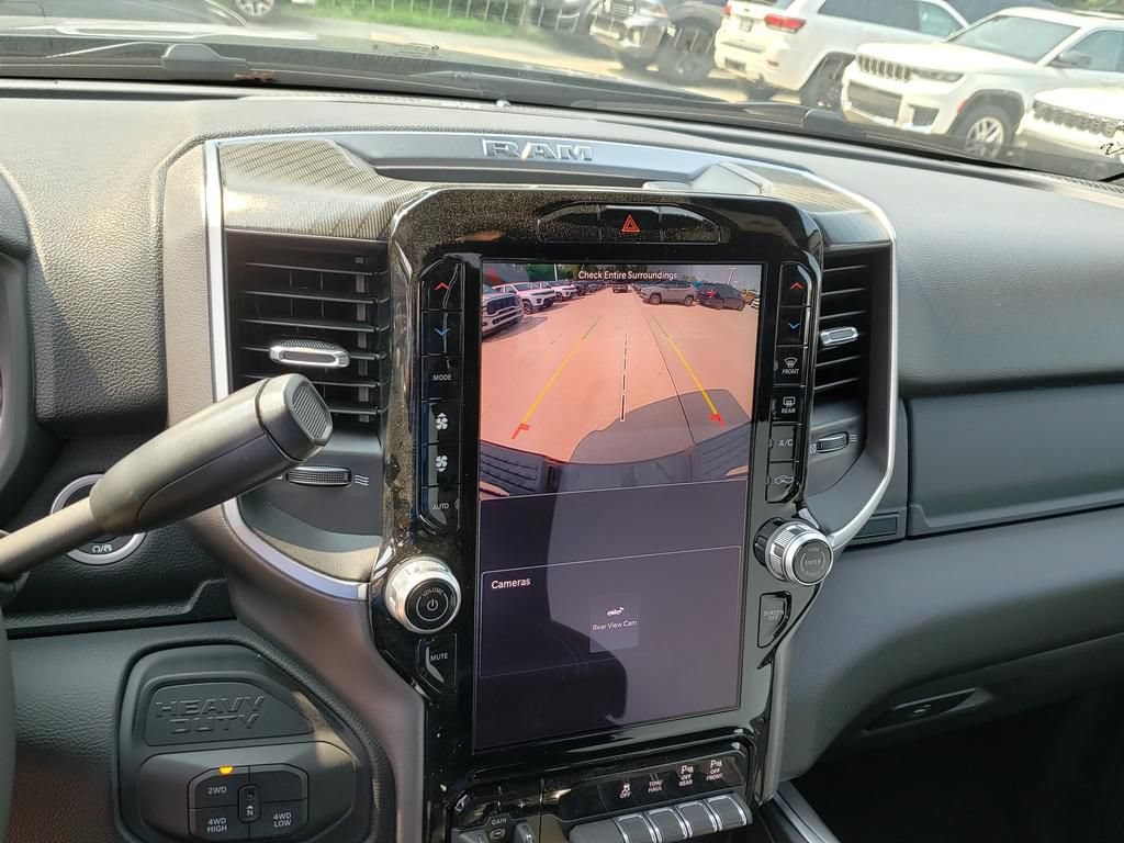 New 2026 RAM 2500 Big Horn AWD/4WD image 12