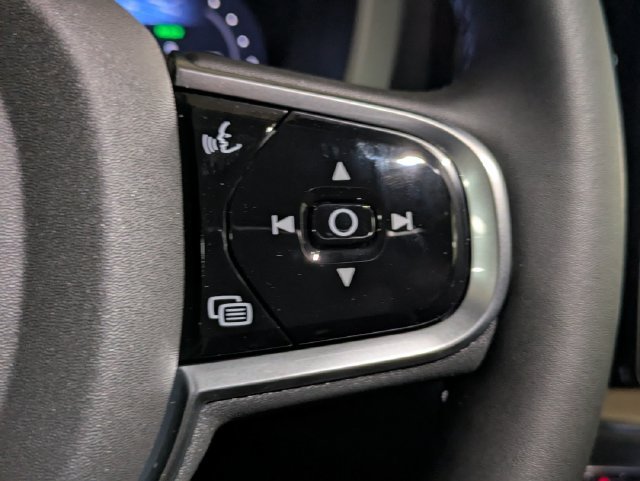 New 2026 Volvo XC60 T8 Core w/ Climate Package AWD/4WD image 19