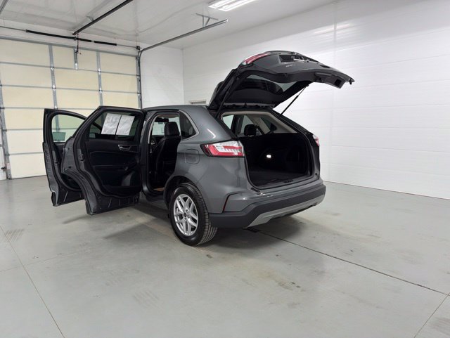 Used 2023 Ford Edge SEL AWD/4WD image 14