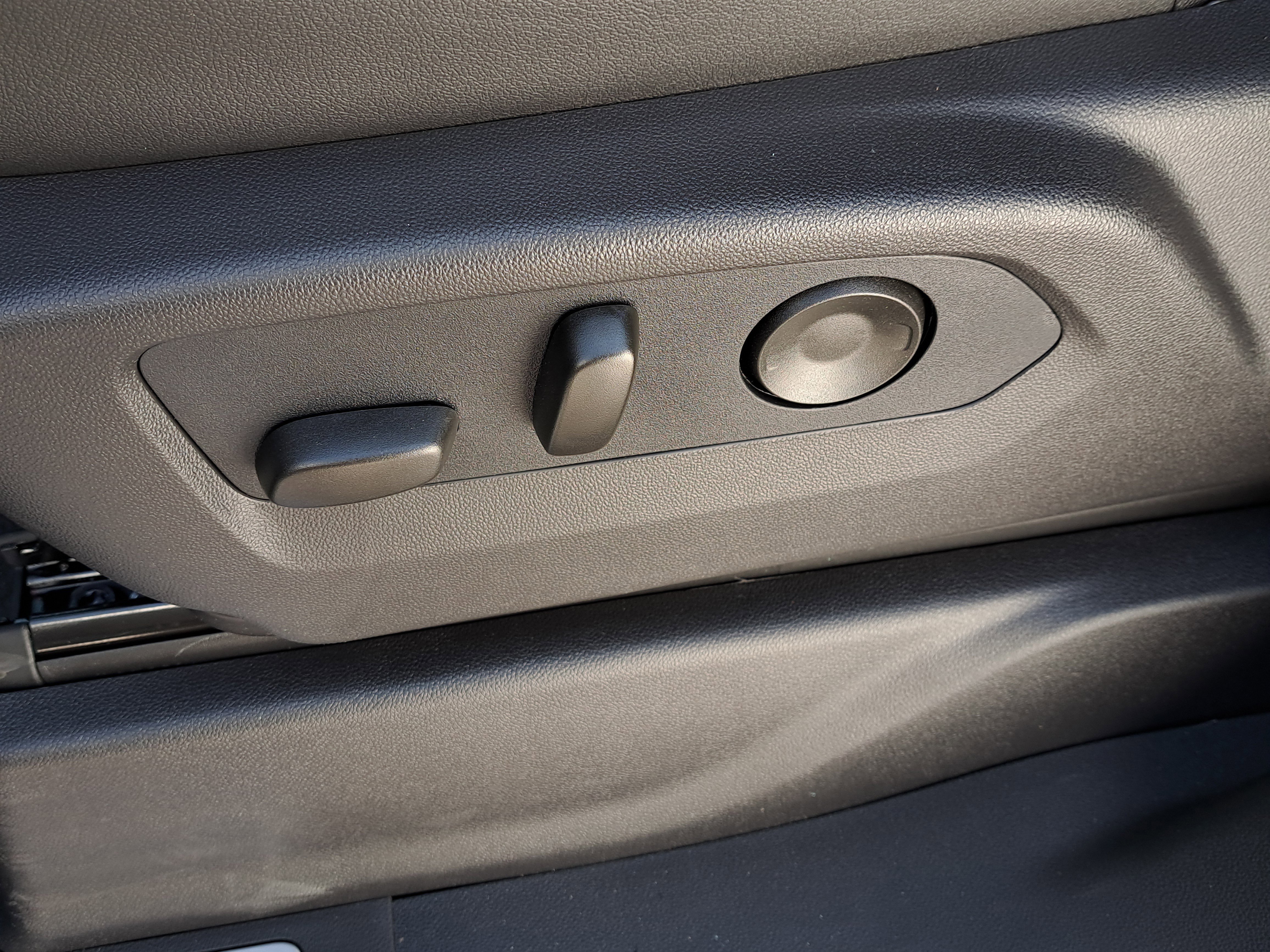 New 2026 GMC Sierra 1500 SLT w/ SLT Premium Plus Package image 22