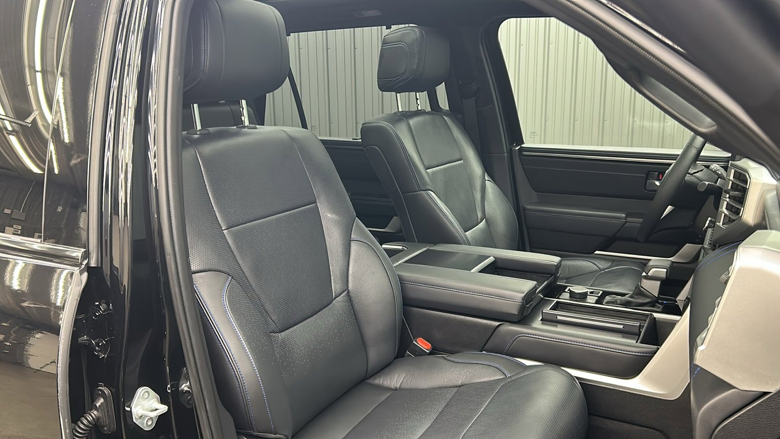 Used 2025 Toyota Sequoia Limited image 39