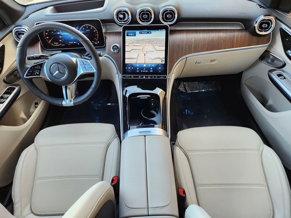 Used 2026 Mercedes-Benz GLC 300 4MATIC image 25