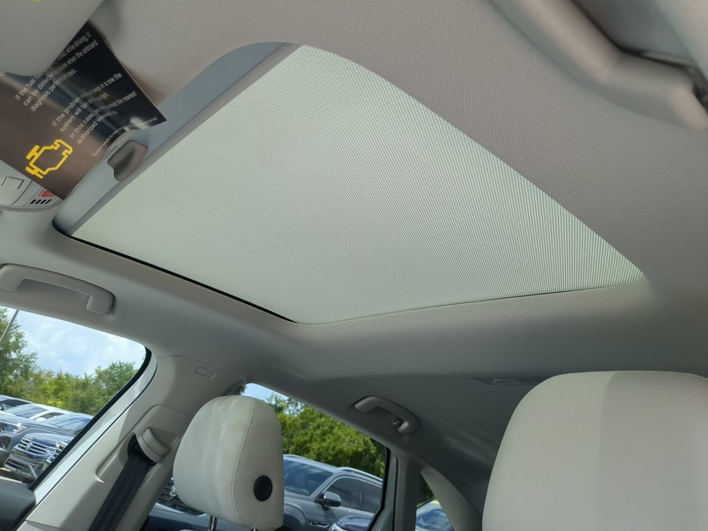 New 2026 Volkswagen Jetta SE FWD image 19