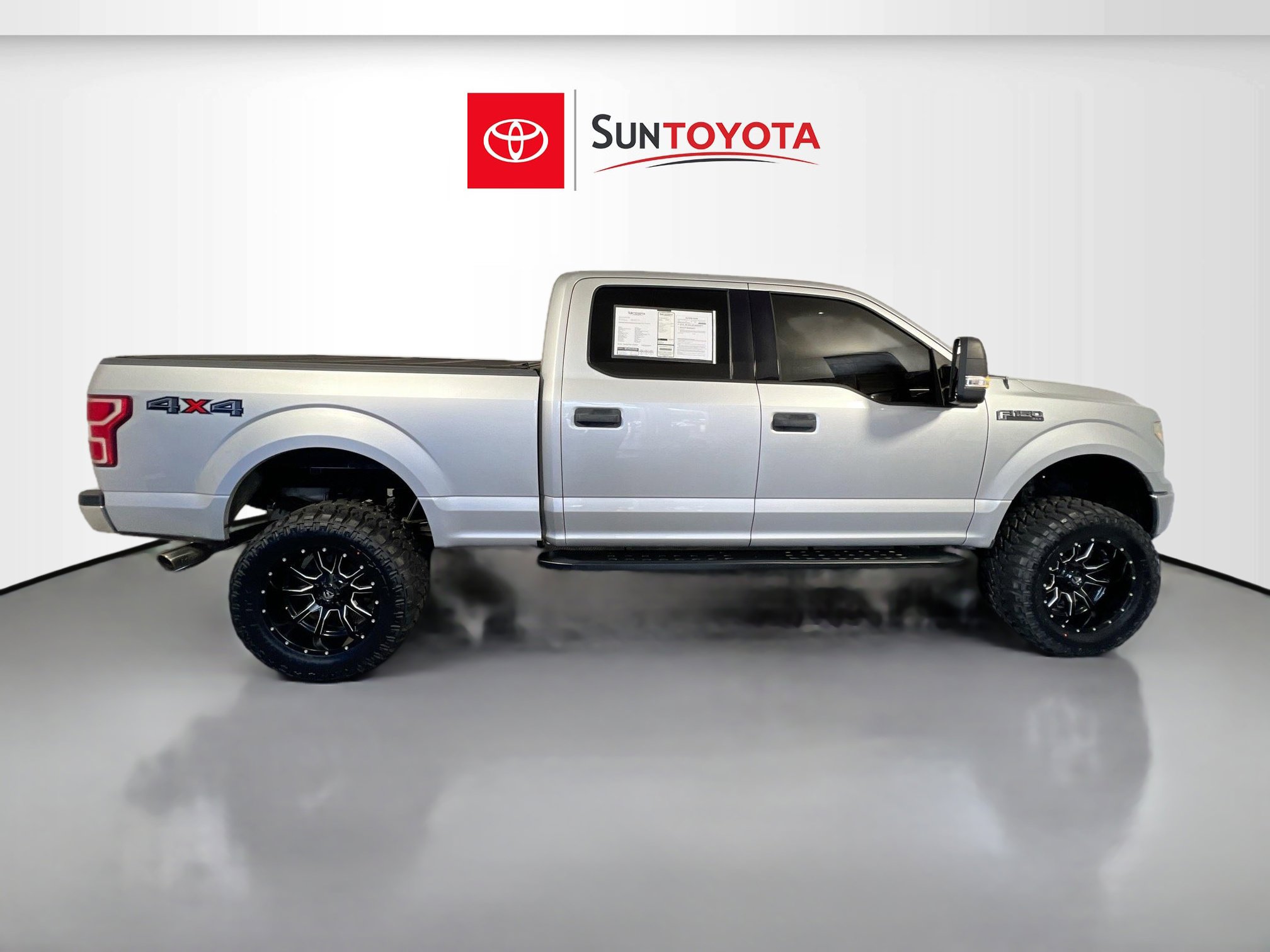 Used 2018 Ford F150 XLT w/ Trailer Tow Package image 2