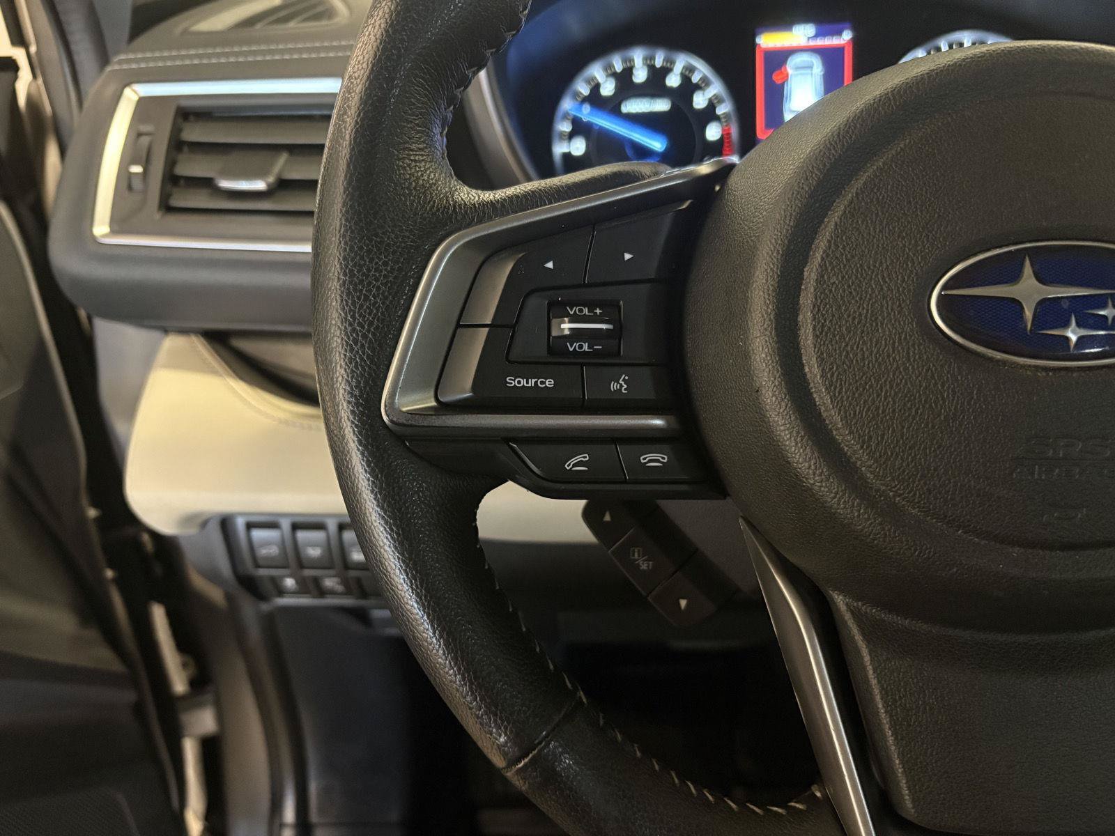 Used 2020 Subaru Ascent Limited AWD/4WD image 17