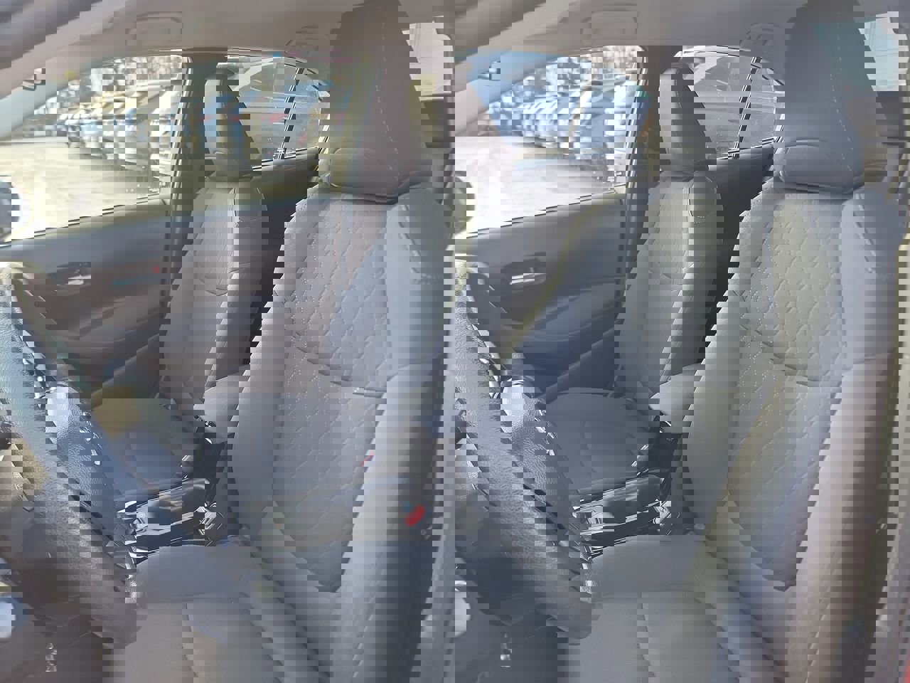 Used 2021 Toyota Corolla LE image 13