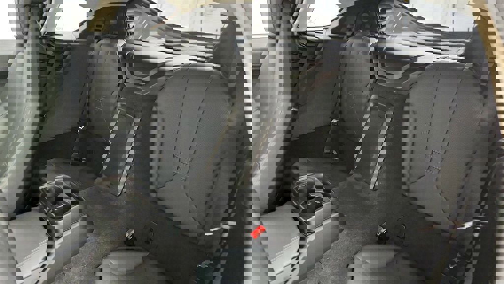 Used 2019 BMW i8 Coupe image 21