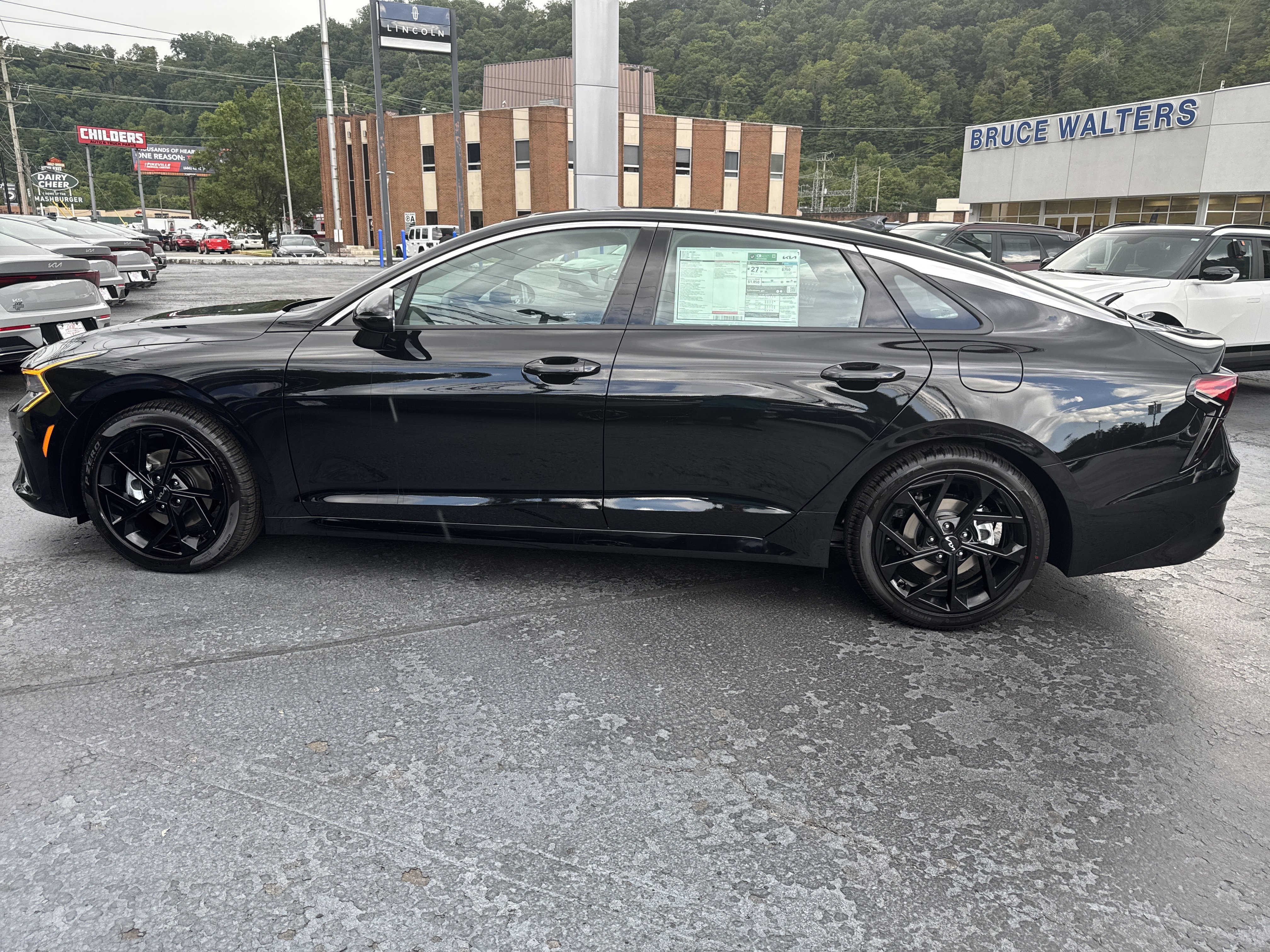 New 2026 Kia K5 GT-Line AWD/4WD image 4