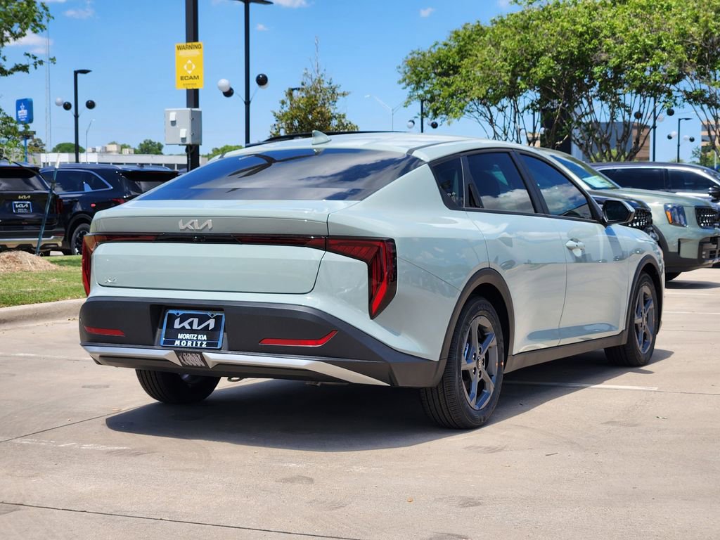 New 2026 Kia K4 LXS image 4