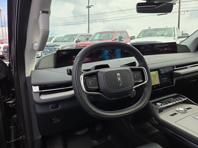 Used 2026 Lincoln Navigator L Reserve AWD/4WD image 8