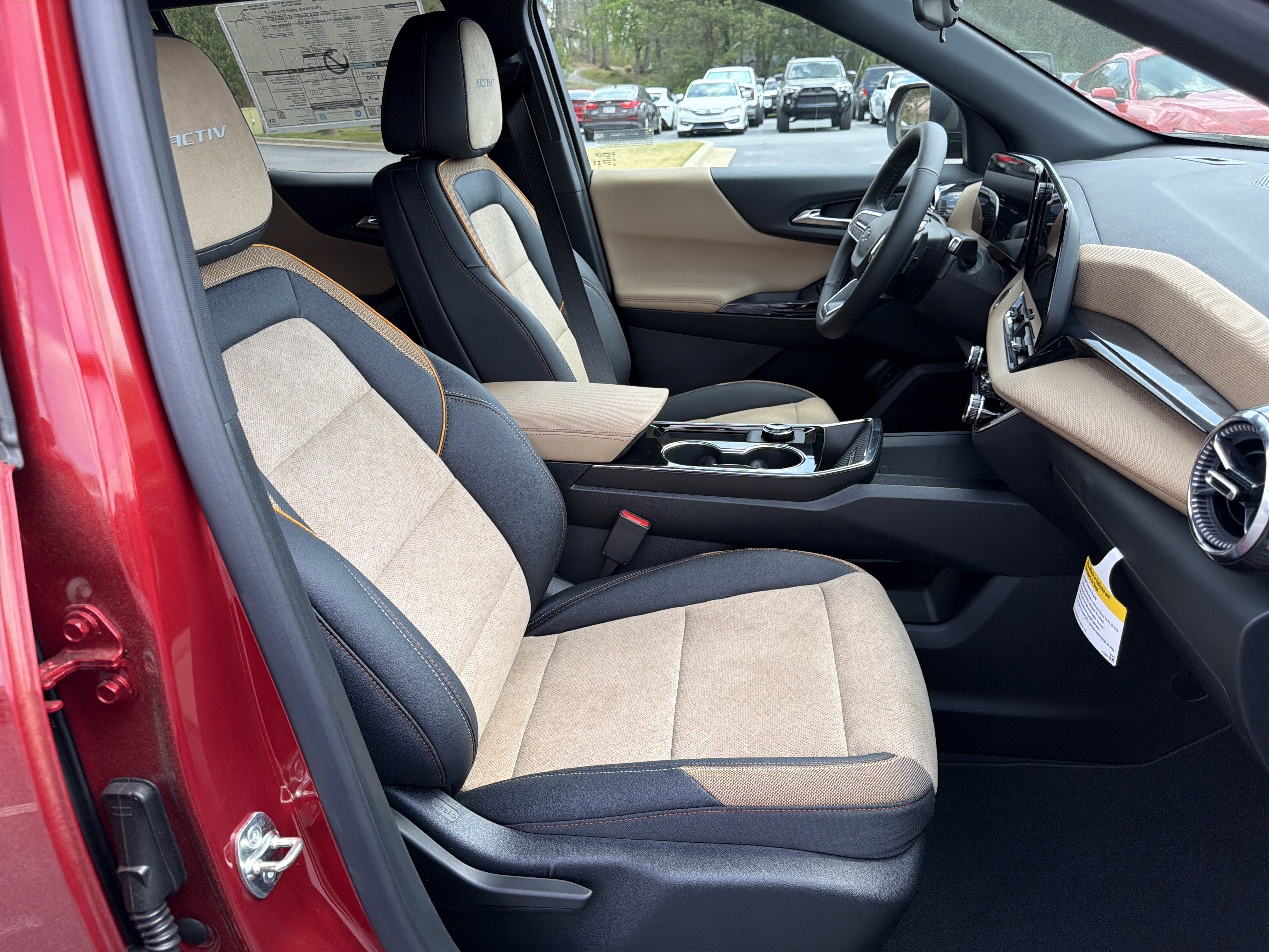 New 2026 Chevrolet Equinox ACTIV image 13