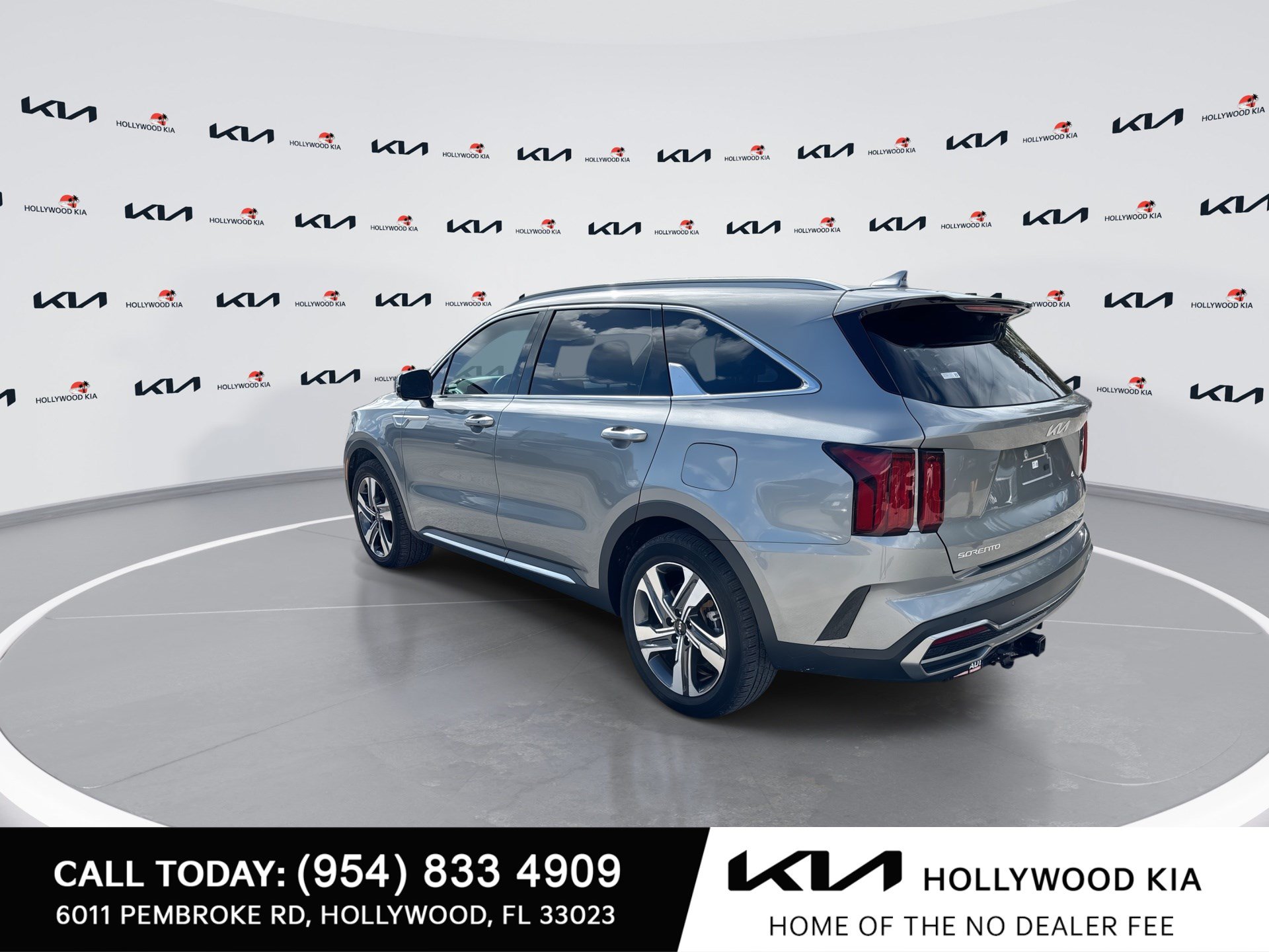 Used 2023 Kia Sorento SX Prestige w/ Panoramic Sunroof Package AWD/4WD image 6