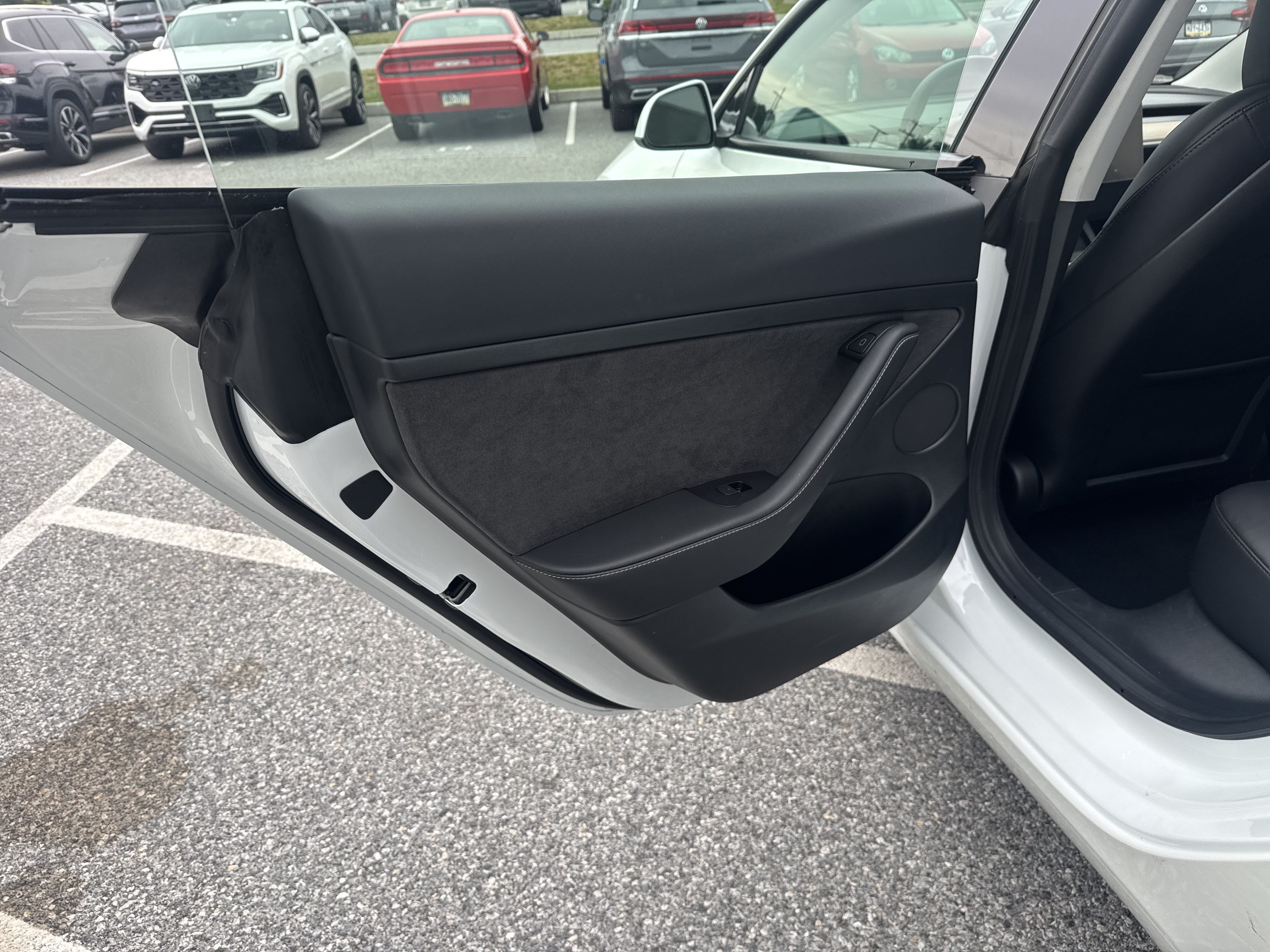 Used 2023 Tesla Model 3 Standard Range RWD image 31