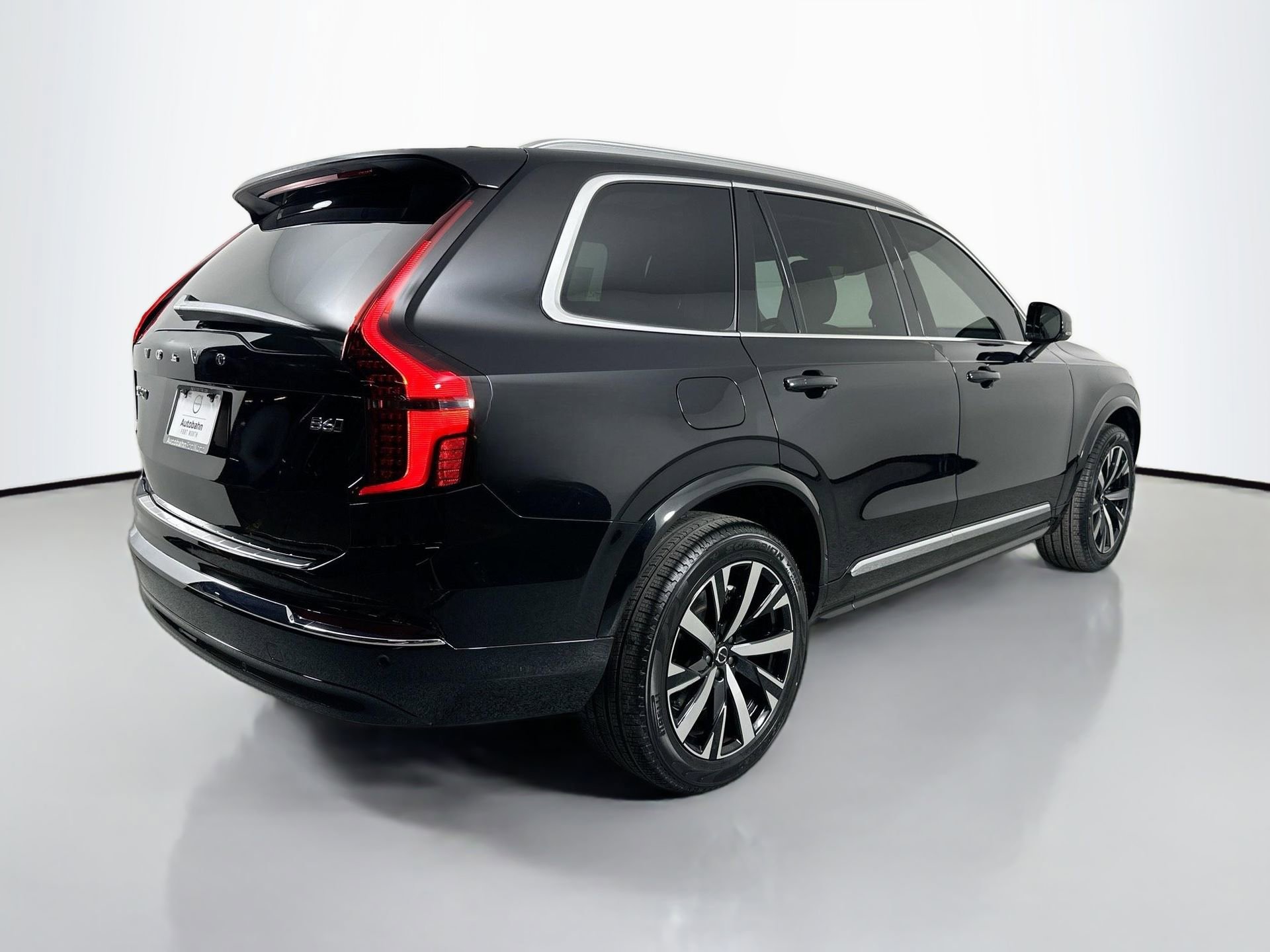 New 2026 Volvo XC90 B6 Core AWD/4WD image 5