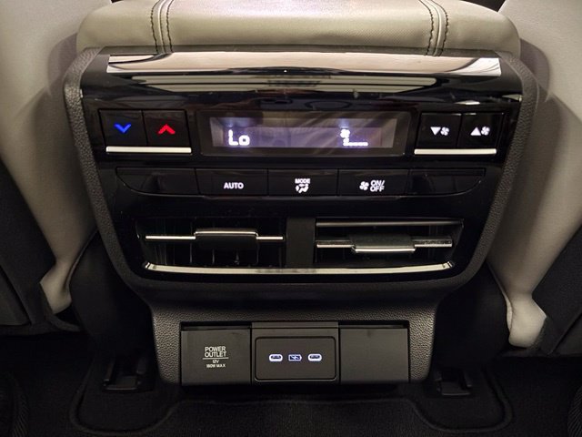 Used 2025 Acura MDX w/ Technology Package FWD image 14