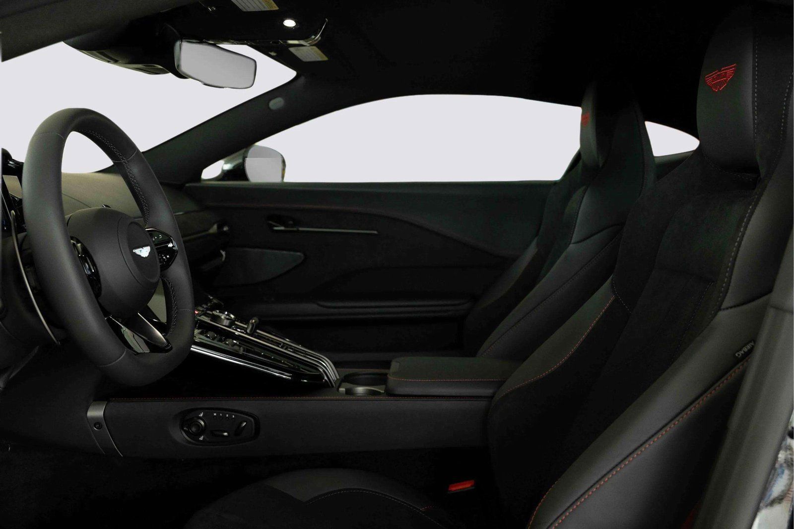 New 2025 Aston Martin V8 Vantage Coupe image 35